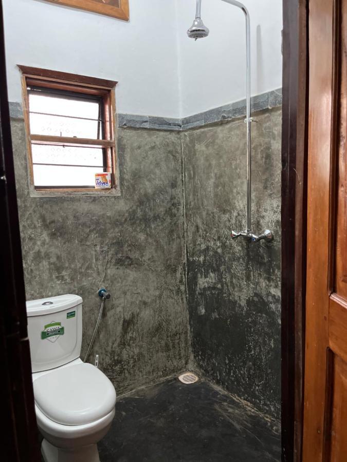 30 Wilson Panzió Jinja Kültér fotó